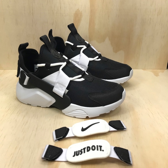 Nike Shoes - NIB Nike Air Huarache City Black and White